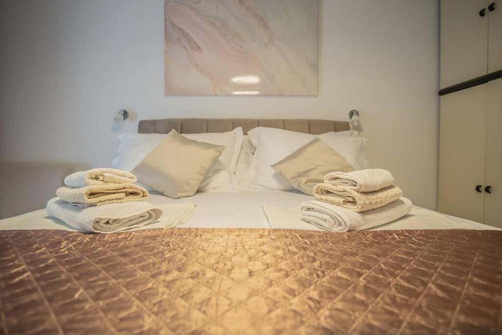 באסקה וודה Studio Apartment Purple Sunset - 2+1 מראה חיצוני תמונה